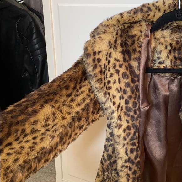 Vintage Faux Leopard Jacket - Picture 3 of 7